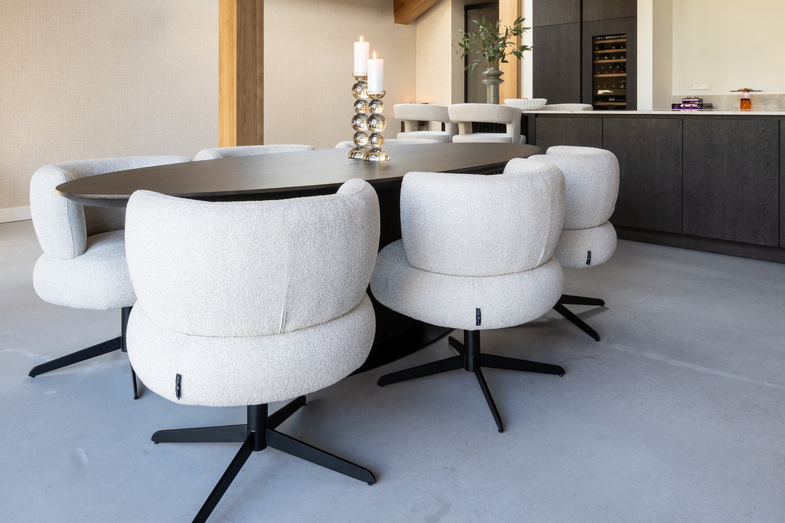 Richmond Interiors Esszimmerstuhl Alexis biscotti swivel Esszimmerstuhl Richmond Interiors
