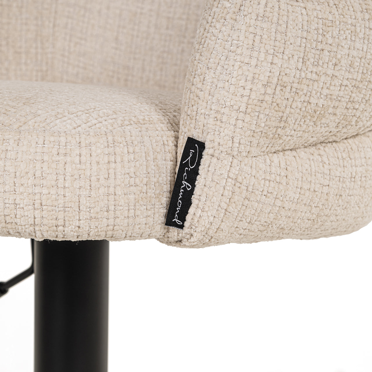 Richmond Interiors Drehbarer Barstuhl Nikki beige chenille (Niagara 902 beige) Barstuhl Richmond Interiors