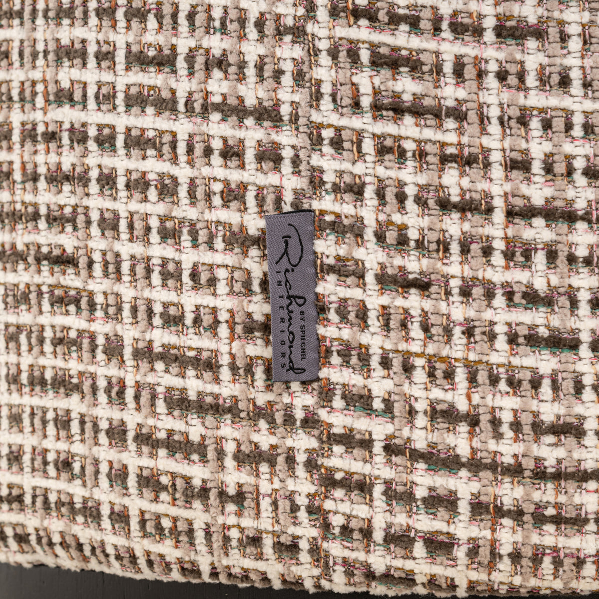 Richmond Interiors Esszimmerstuhl Odette customized 55Ø fire retardant Richmond Interiors