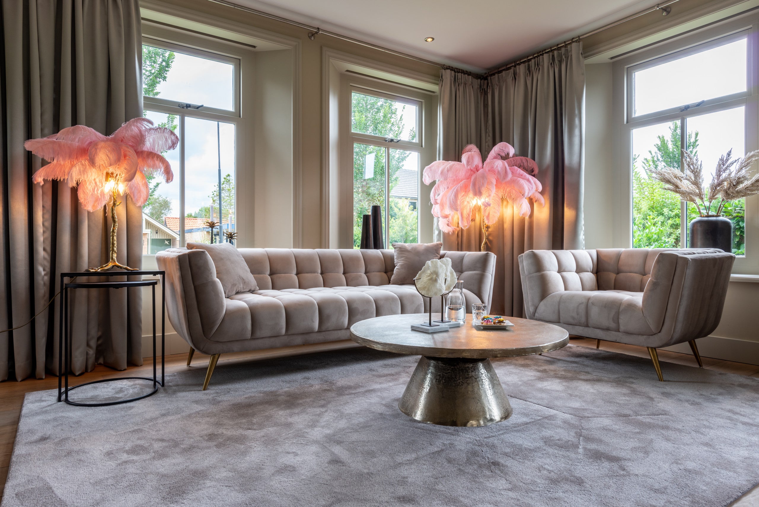 Richmond Interiors Lounge Stuhl Huxley khaki velvet Lounge Stuhl Richmond Interiors
