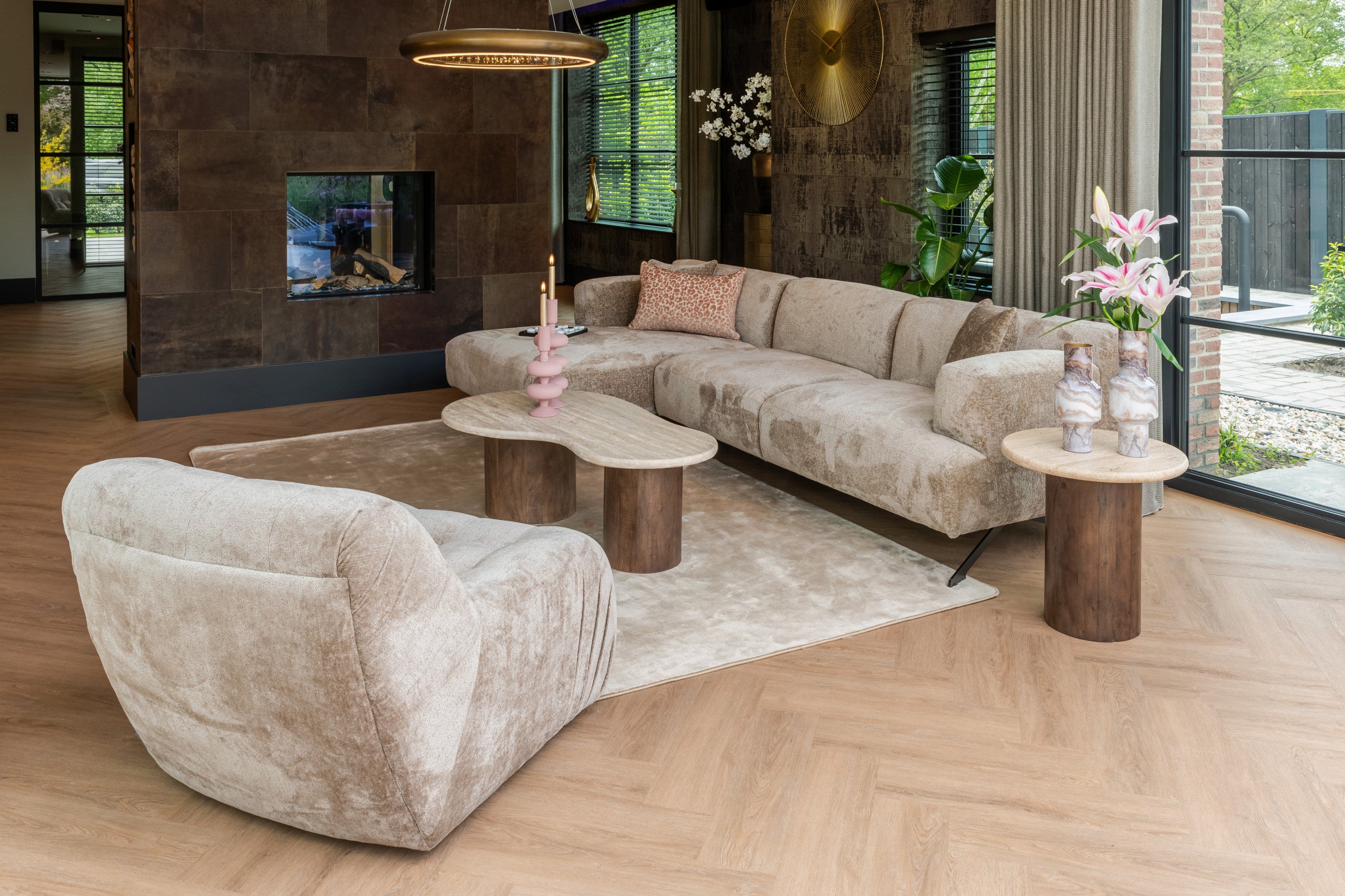 Richmond Interiors Beistelltisch Douglas brown 50Ø