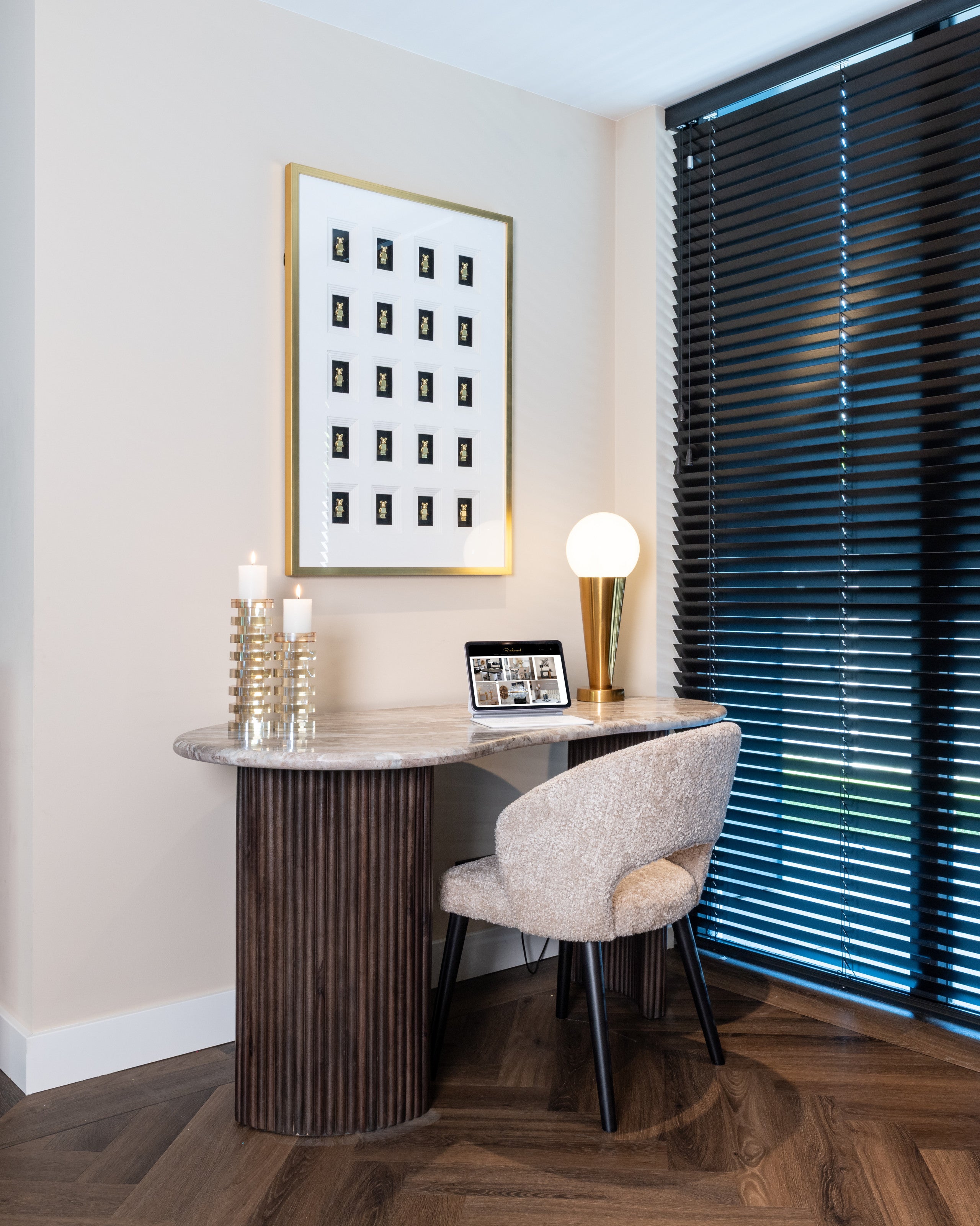 Richmond Interiors Wandkunst Bear black/gold Wandkunst Richmond Interiors