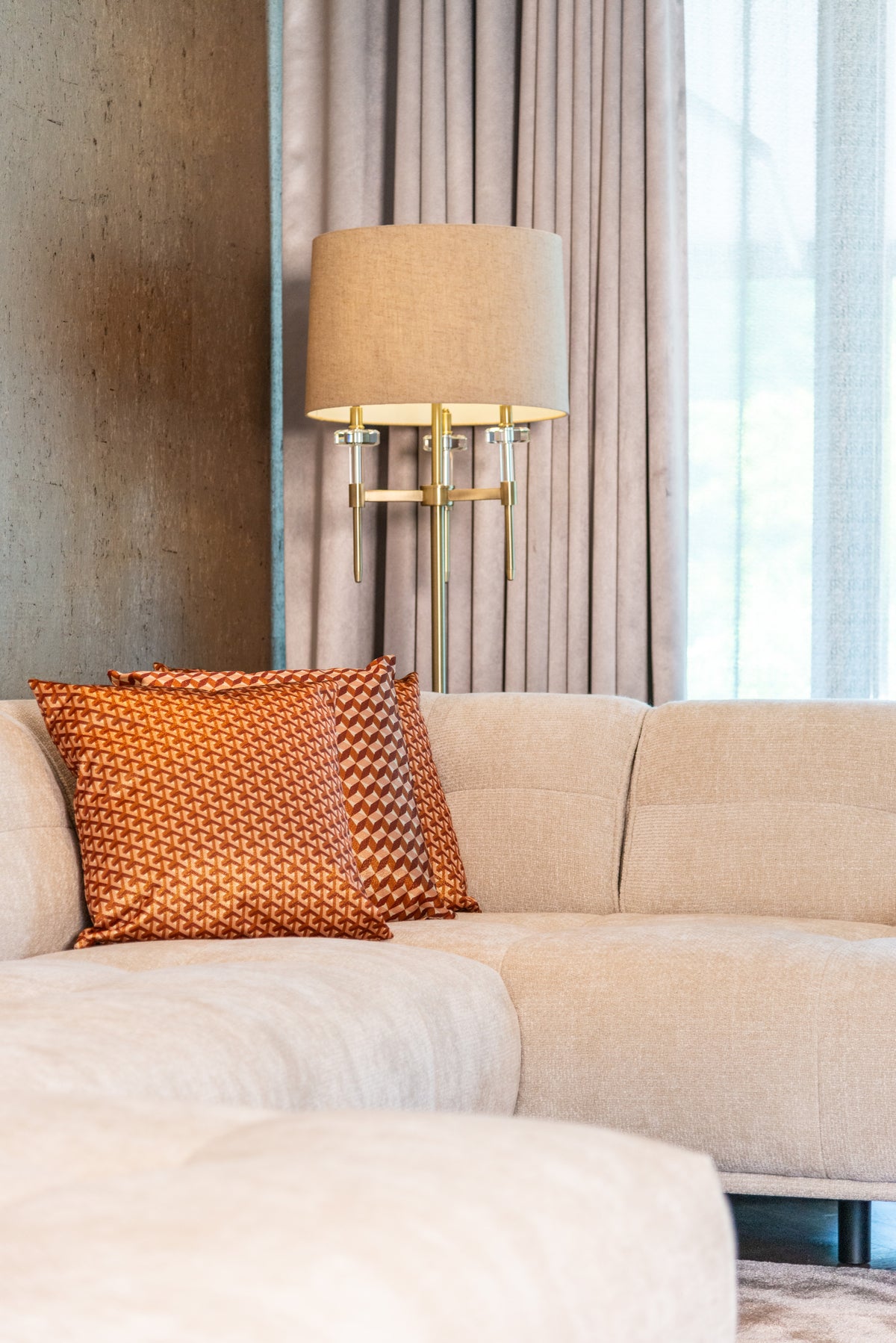 Richmond Interiors Stehlampe Josie brushed gold Richmond Interiors