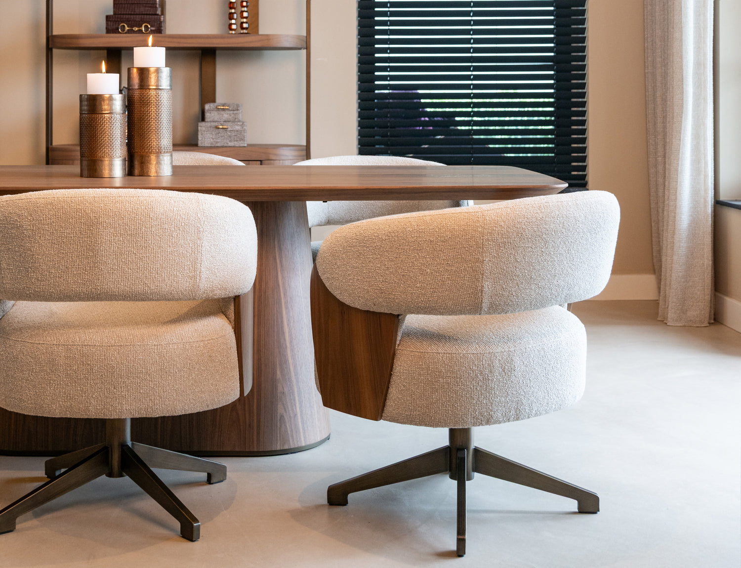 Richmond Interiors Esszimmerstuhl Pollux lodge desert walnut Esszimmerstuhl Richmond Interiors