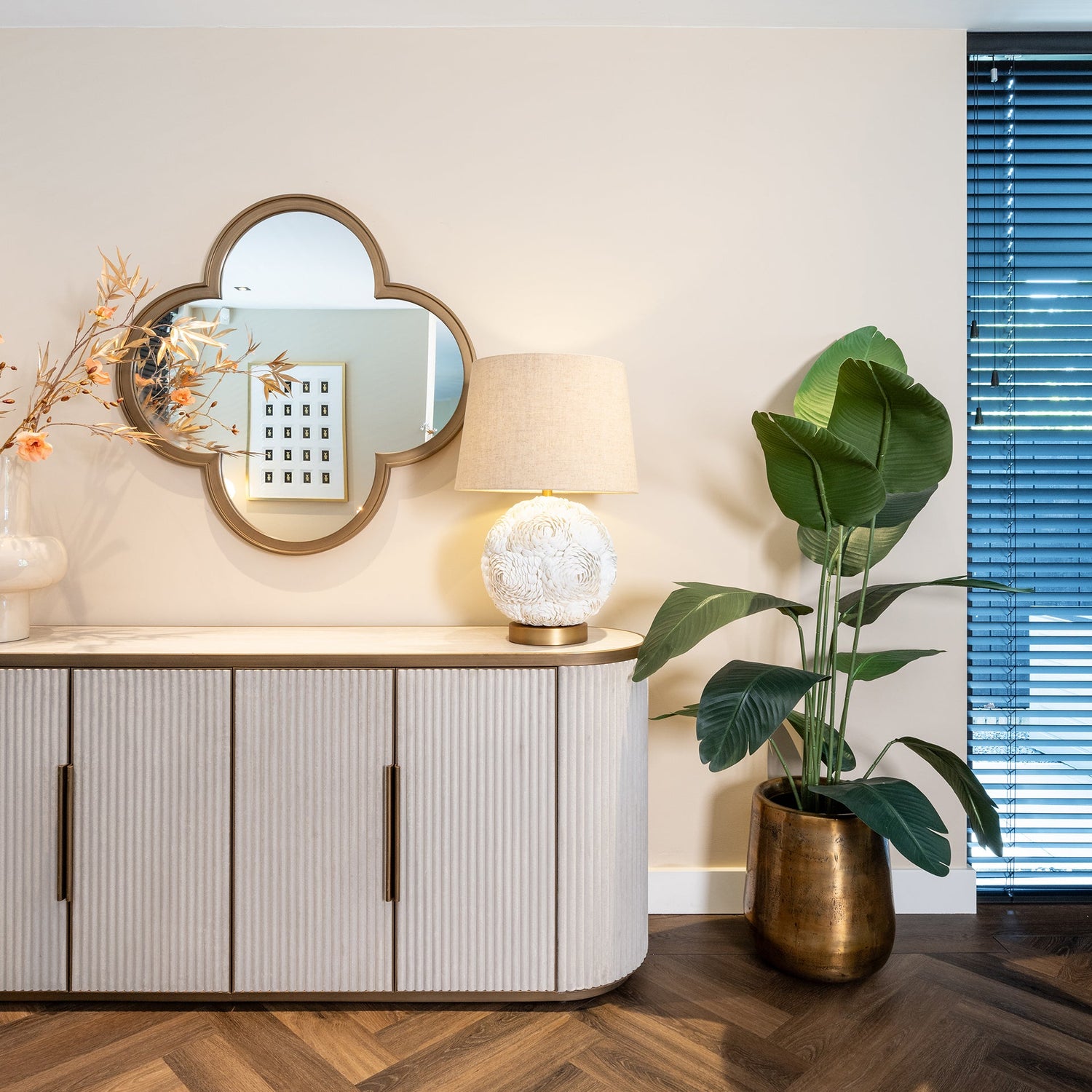 Richmond Interiors Spiegel Lowen – Brushed Gold Wandspiegel Richmond Interiors