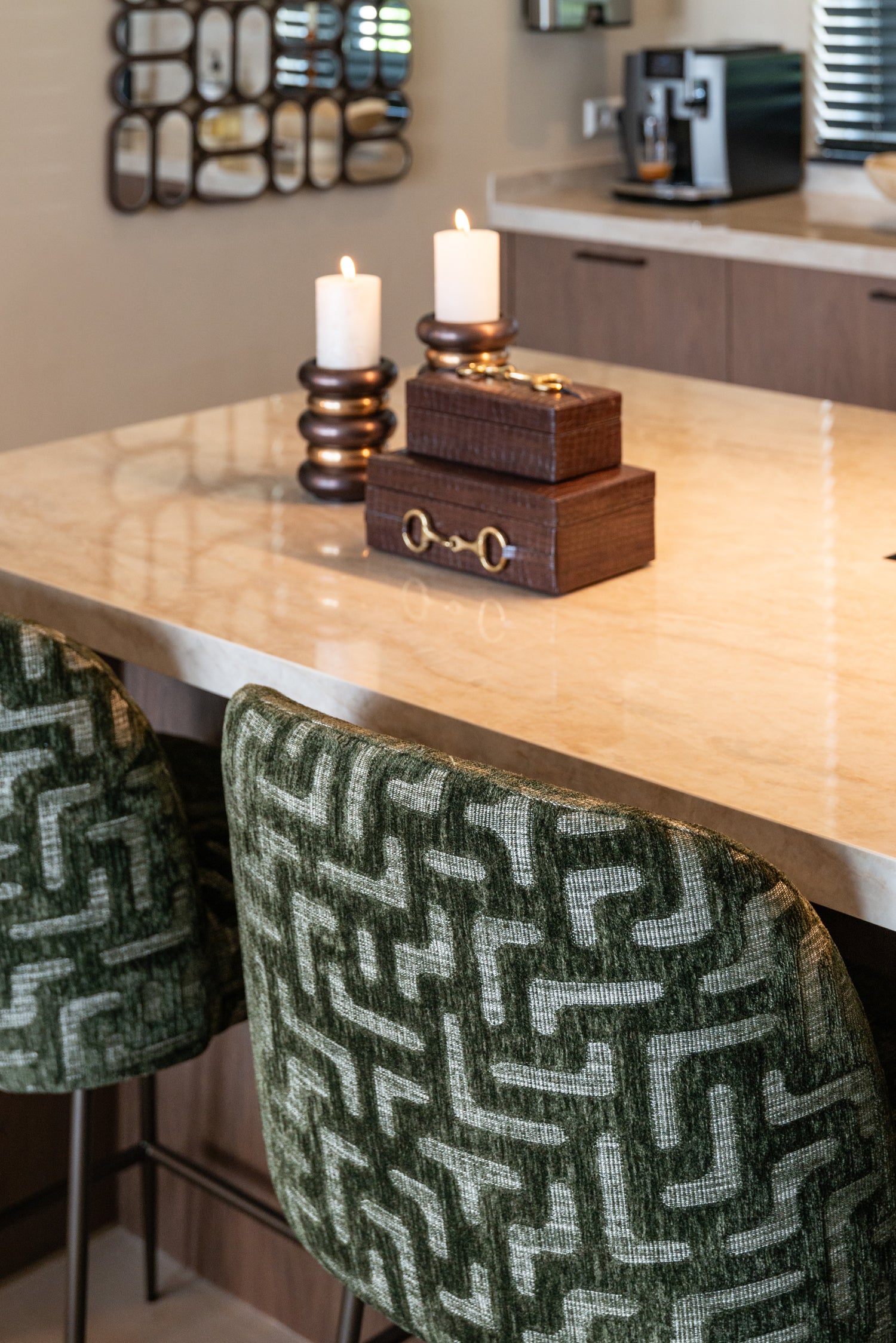 Richmond Interiors Thekenstuhl Pullitzer moss labyrinth