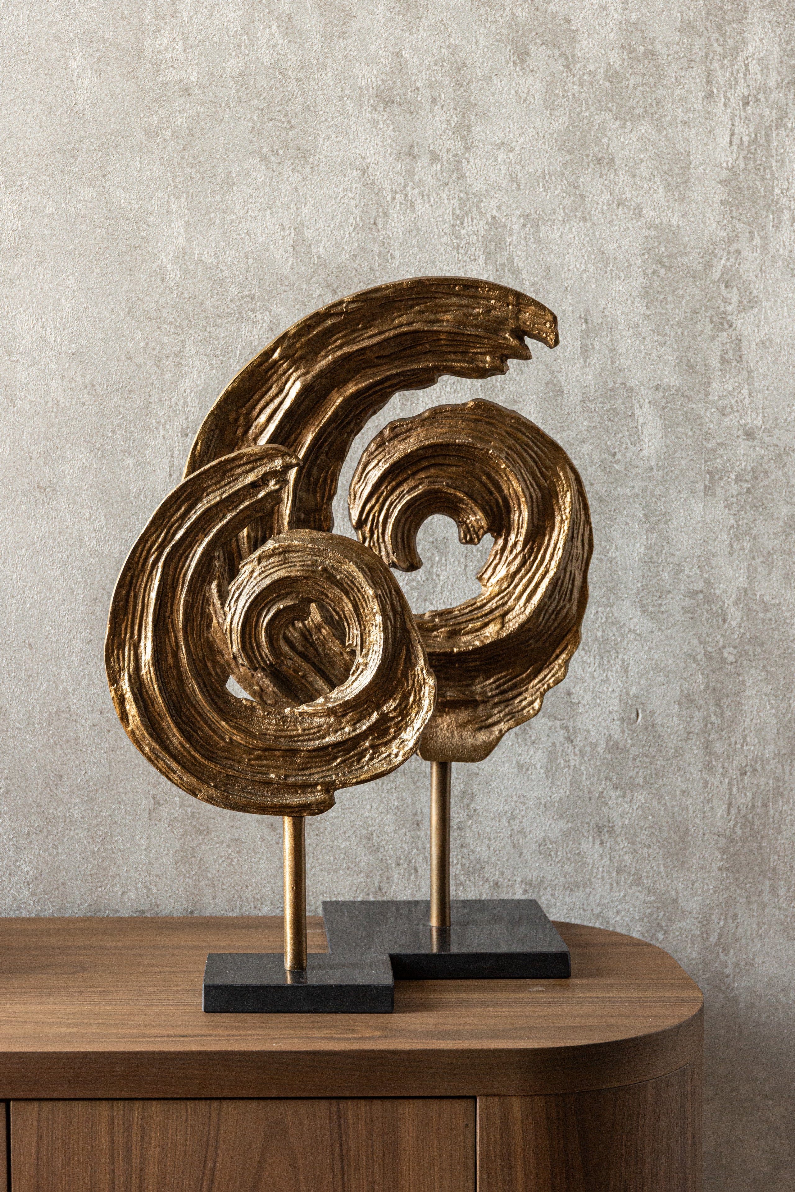Richmond Interiors Dekoratives Objekt Swirl brass antique