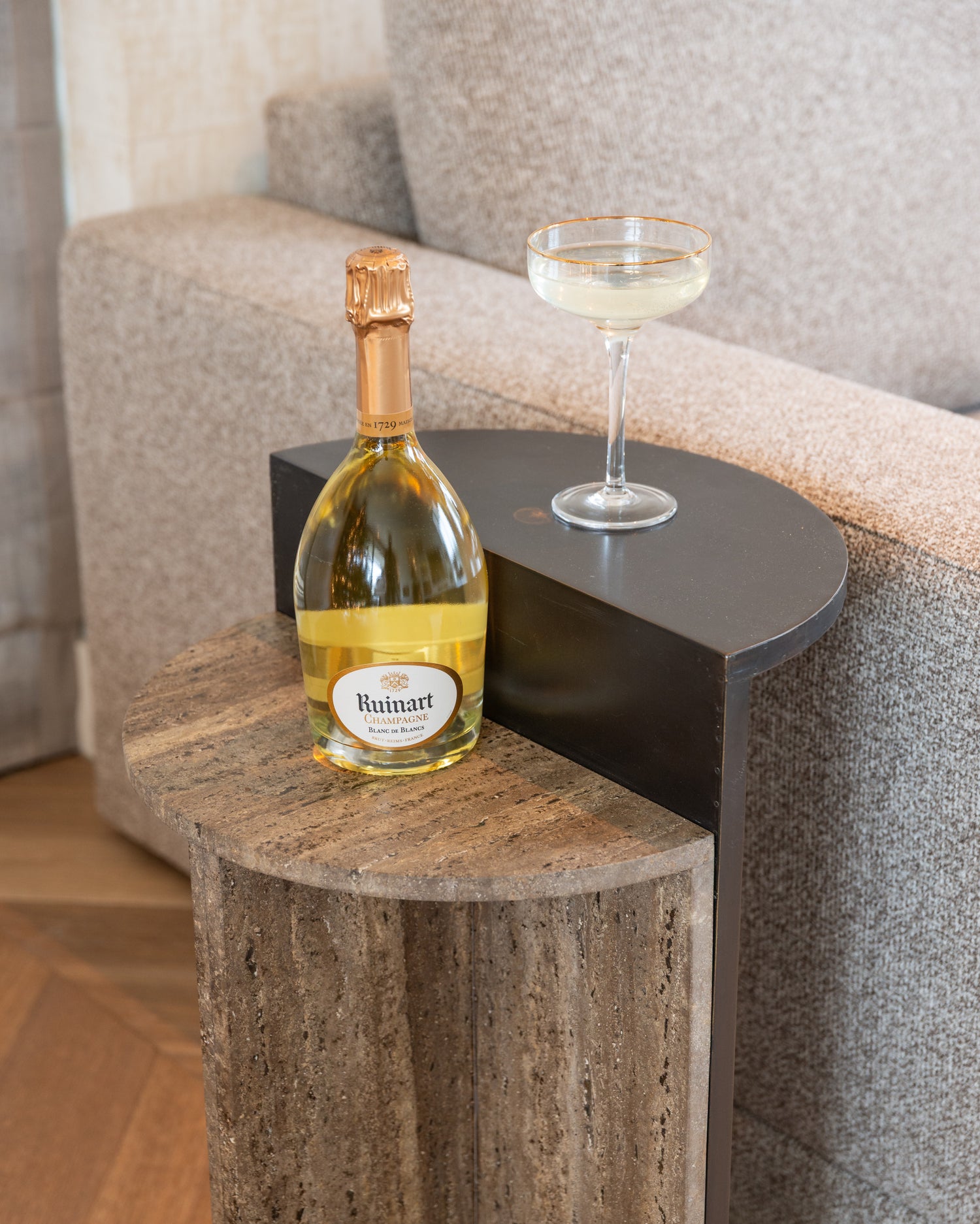 Richmond Interiors Beistelltisch Russo ash brown Beistelltisch Richmond Interiors