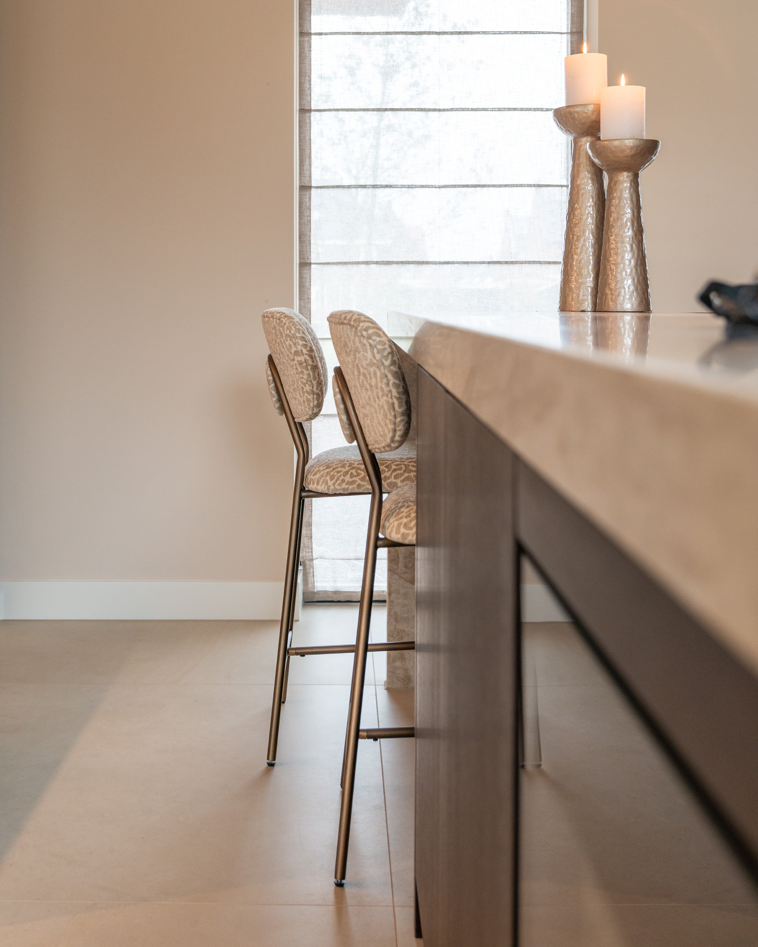 Richmond Interiors Kerzenhalter Juana beige large Kerzenhalter Richmond Interiors