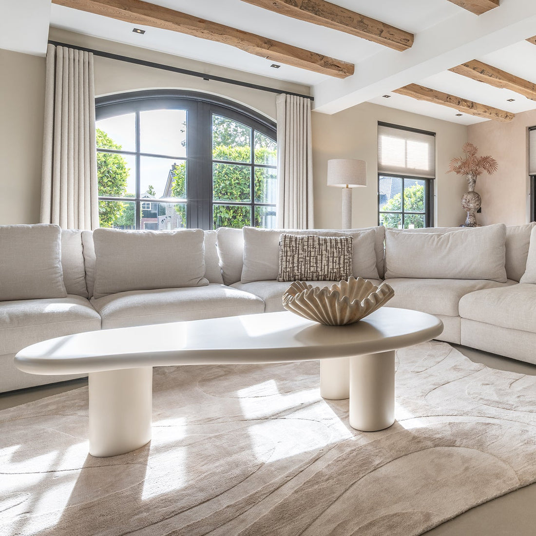 Richmond Interiors - Couchtisch Bloomstone 160x80 Couchtisch asymmetrisch Richmond Interiors