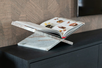 Richmond Interiors Buchständer Belicia Blush beige Buchständer Richmond Interiors