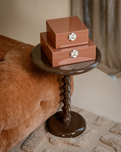 Richmond Interiors Beistelltisch Caspian Chestnut Richmond Interiors