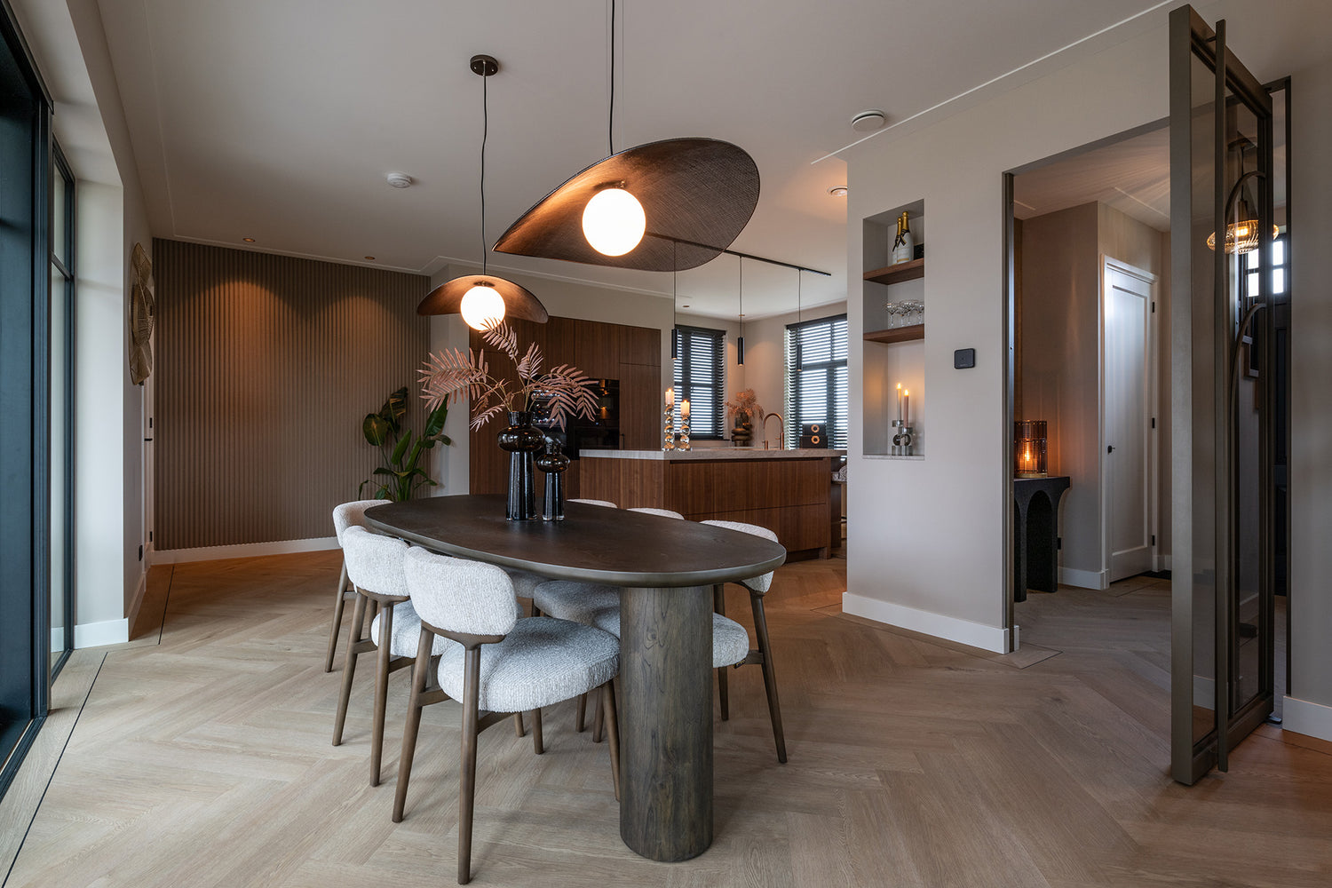 Richmond Interiors – Esstisch Ellington brown 230 Esstisch oval Richmond Interiors