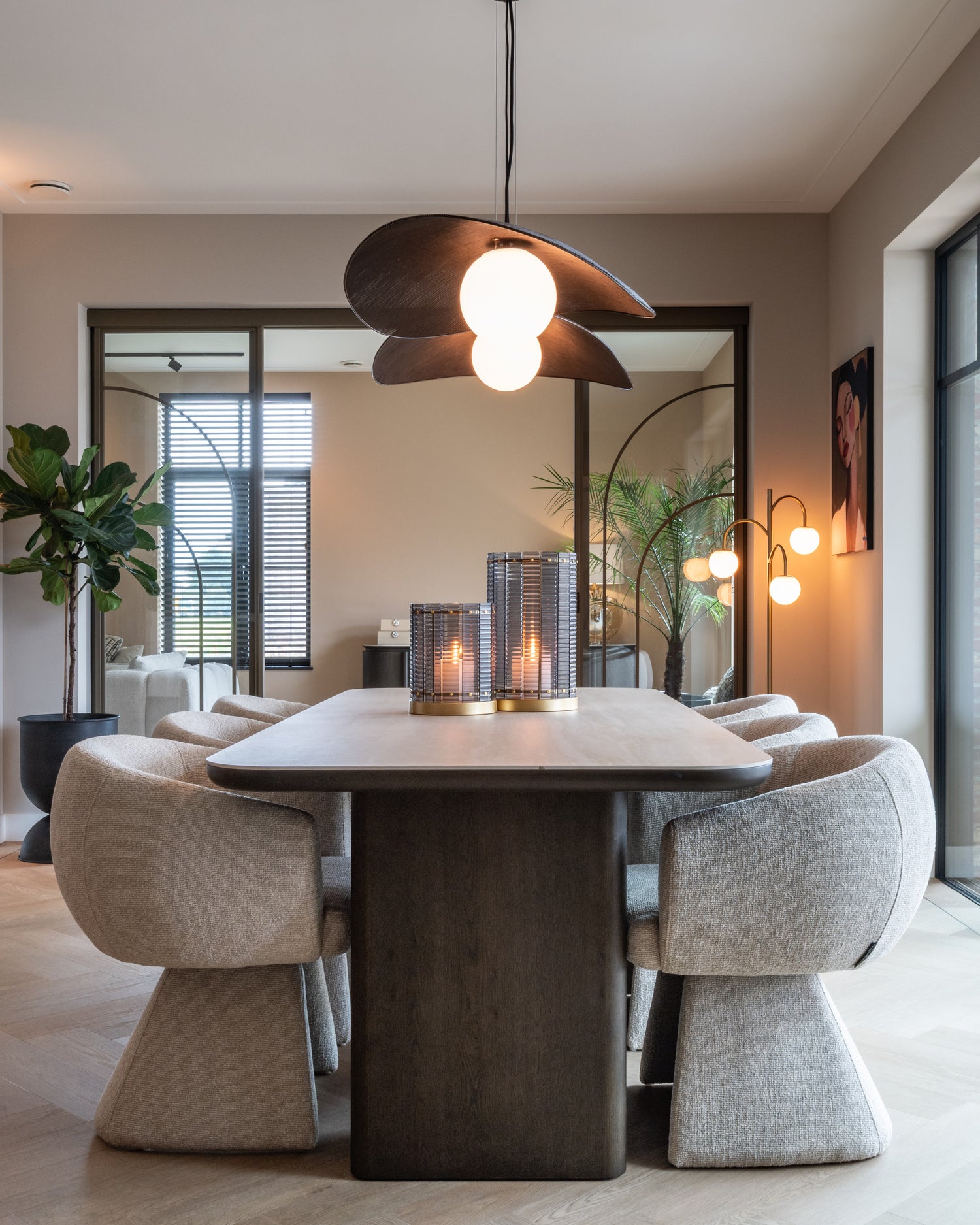 Richmond Interiors dining table Nando brown 230