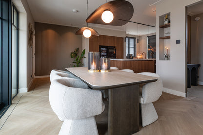 Richmond Interiors – Esszimmerstuhl Quiriro biscotti drehbar Esszimmerstuhl Richmond Interiors