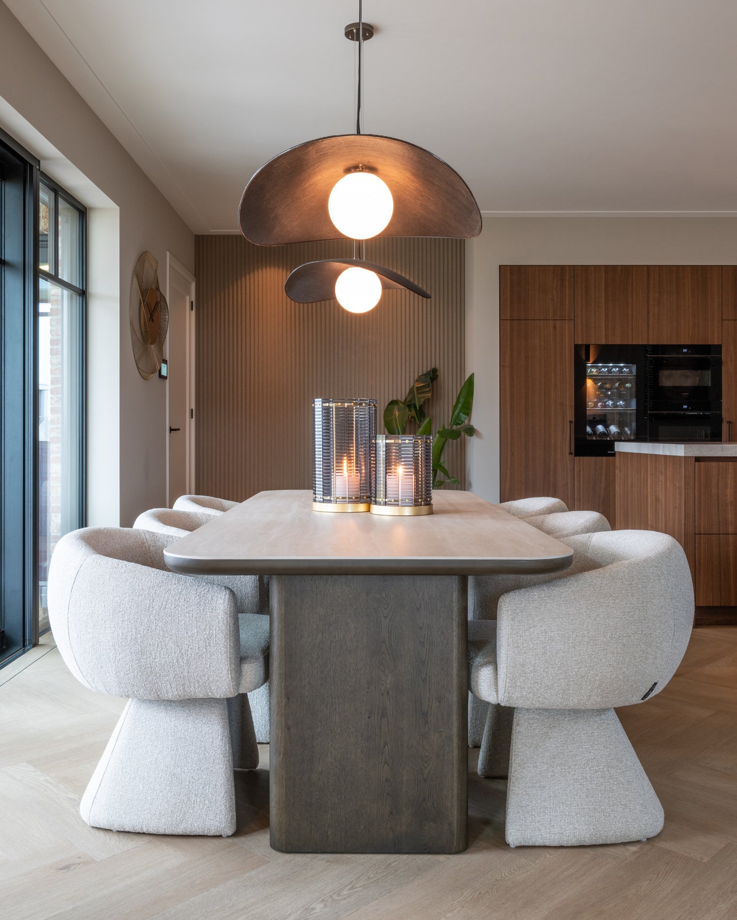Richmond Interiors Esszimmerstuhl Quiriro biscotti swivel Esszimmerstuhl Richmond Interiors