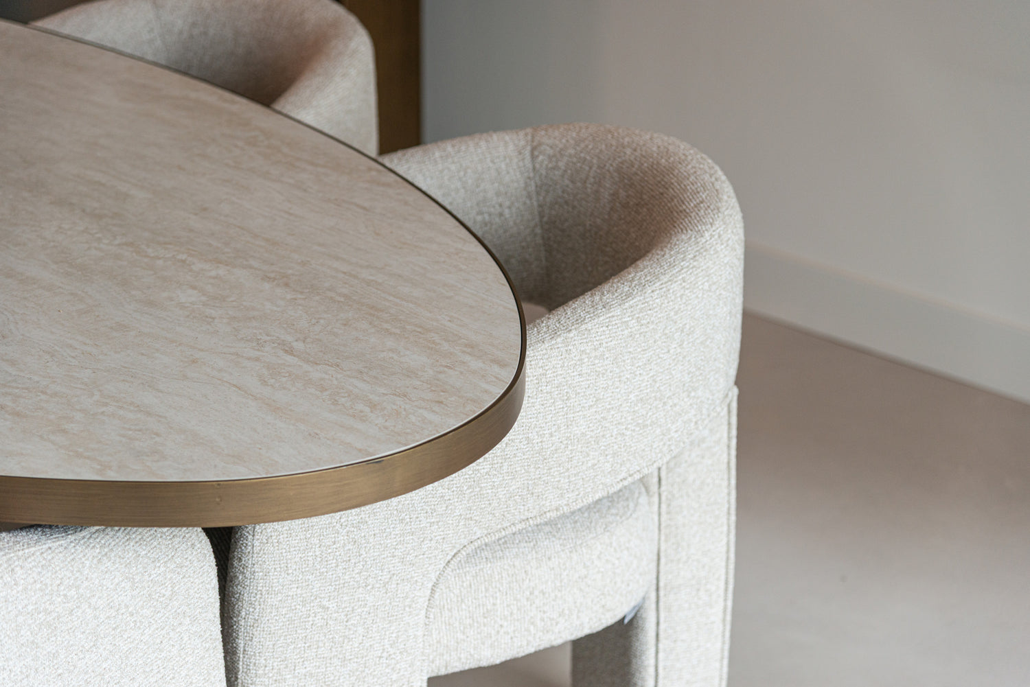 Richmond Interiors Esstisch Tivoli white oval 230 Esstisch Richmond Interiors