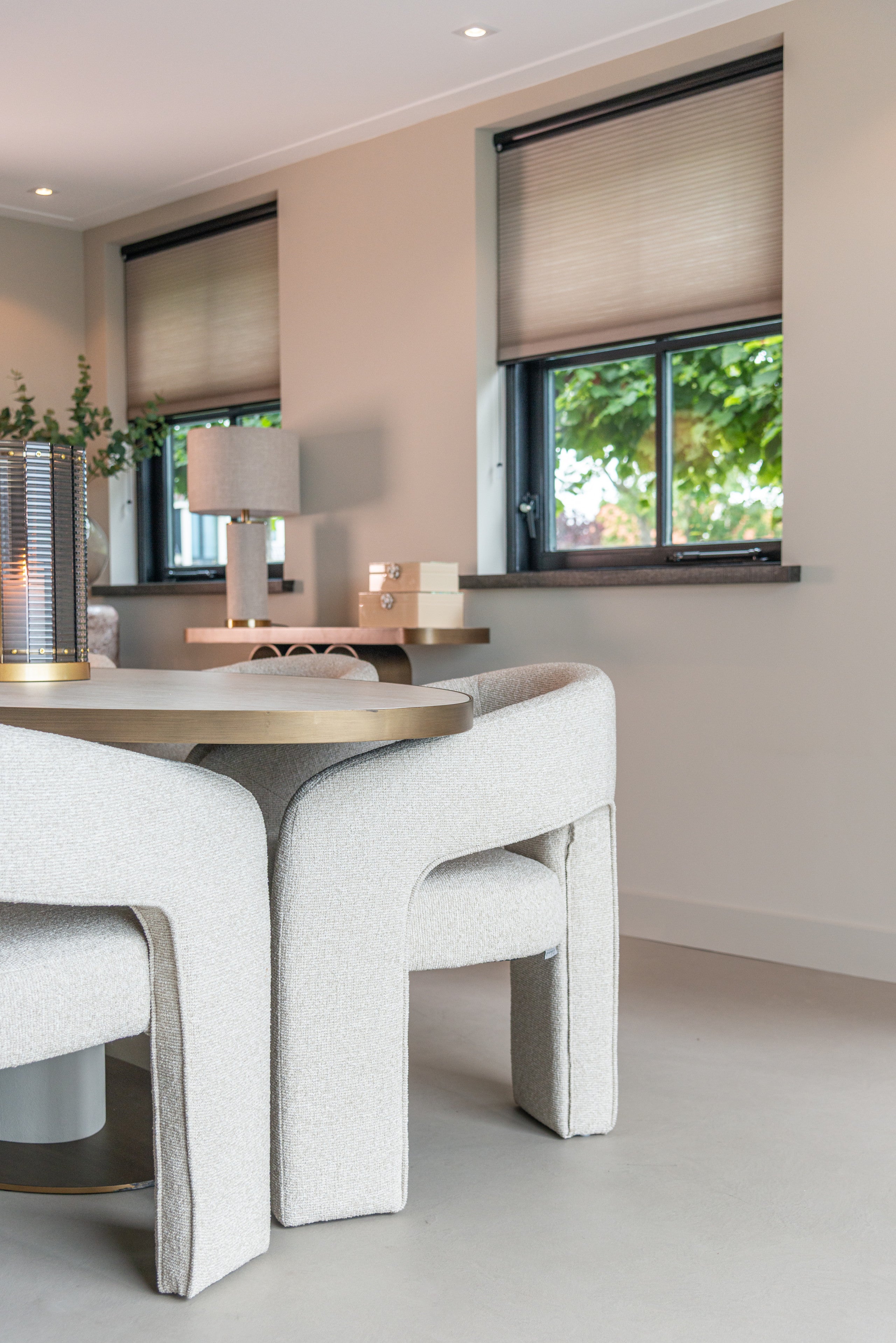 Richmond Interiors Esszimmerstuhl Belle biscotti fire retardant Esszimmerstuhl Richmond Interiors