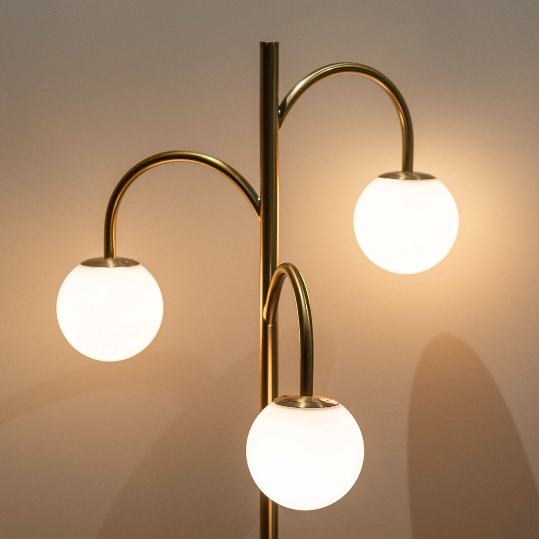 Richmond Interiors – Stehlampe Janou Gold Stehlampe Richmond Interiors