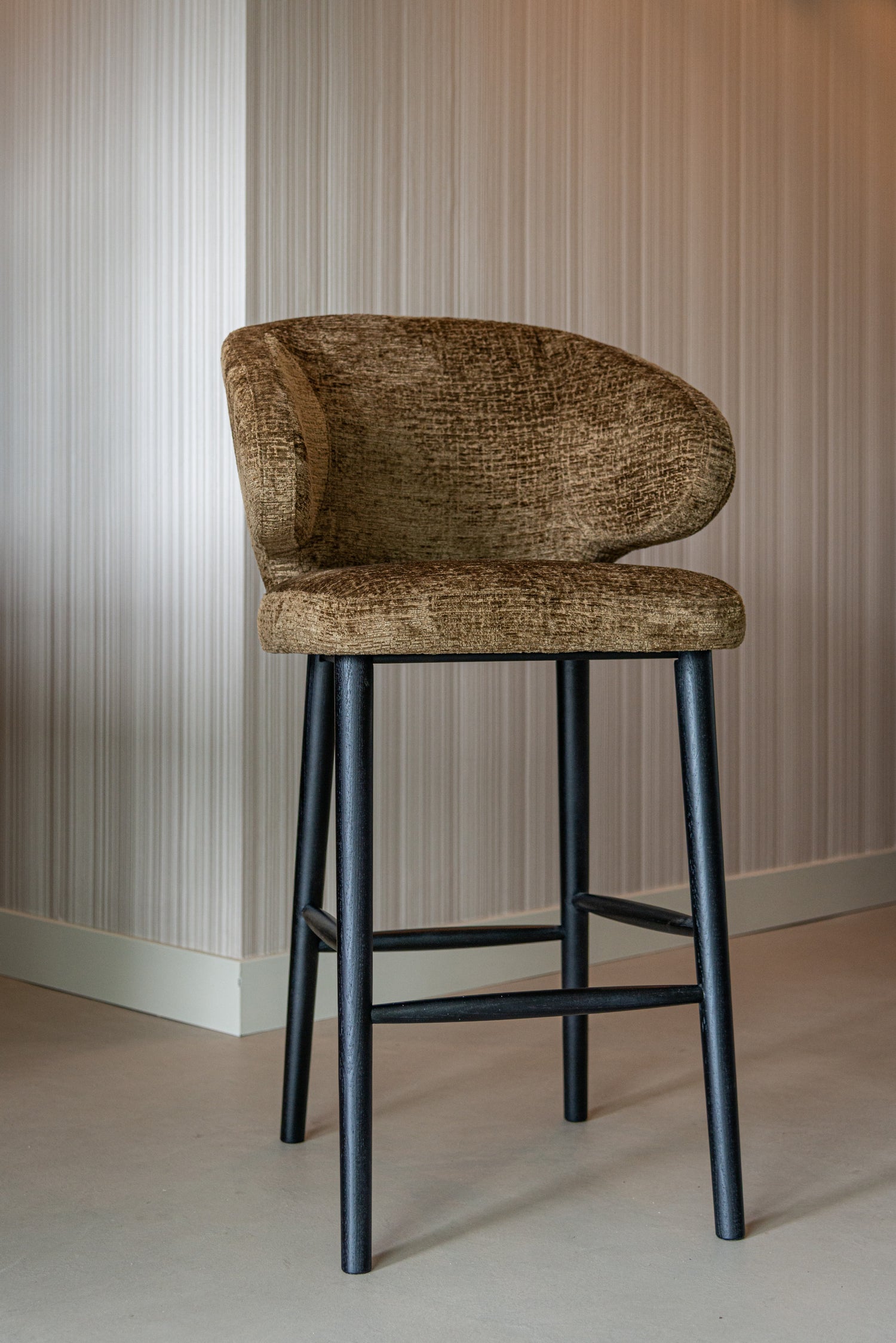 Richmond Interiors Barhocker Indigo old gold triangle Barhocker Richmond Interiors