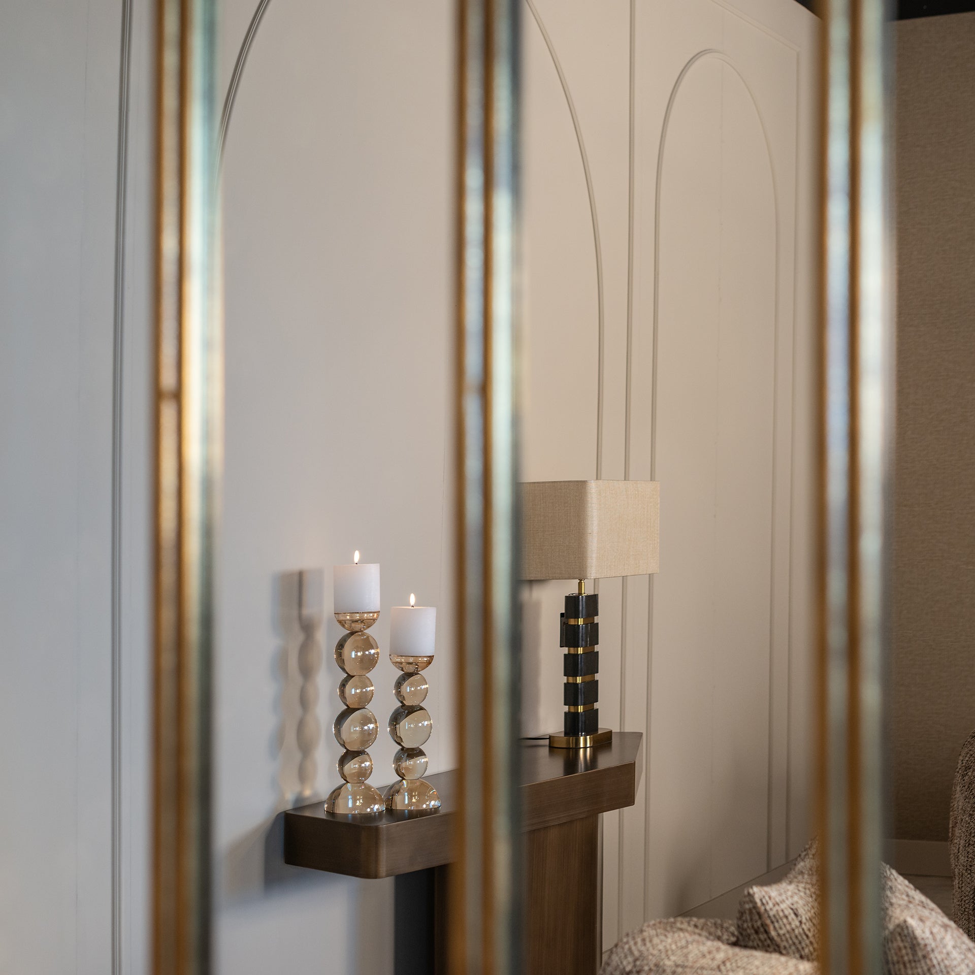 Richmond Interiors Wandkonsole Hexa (Brushed Gold) Konsolentisch Richmond Interiors