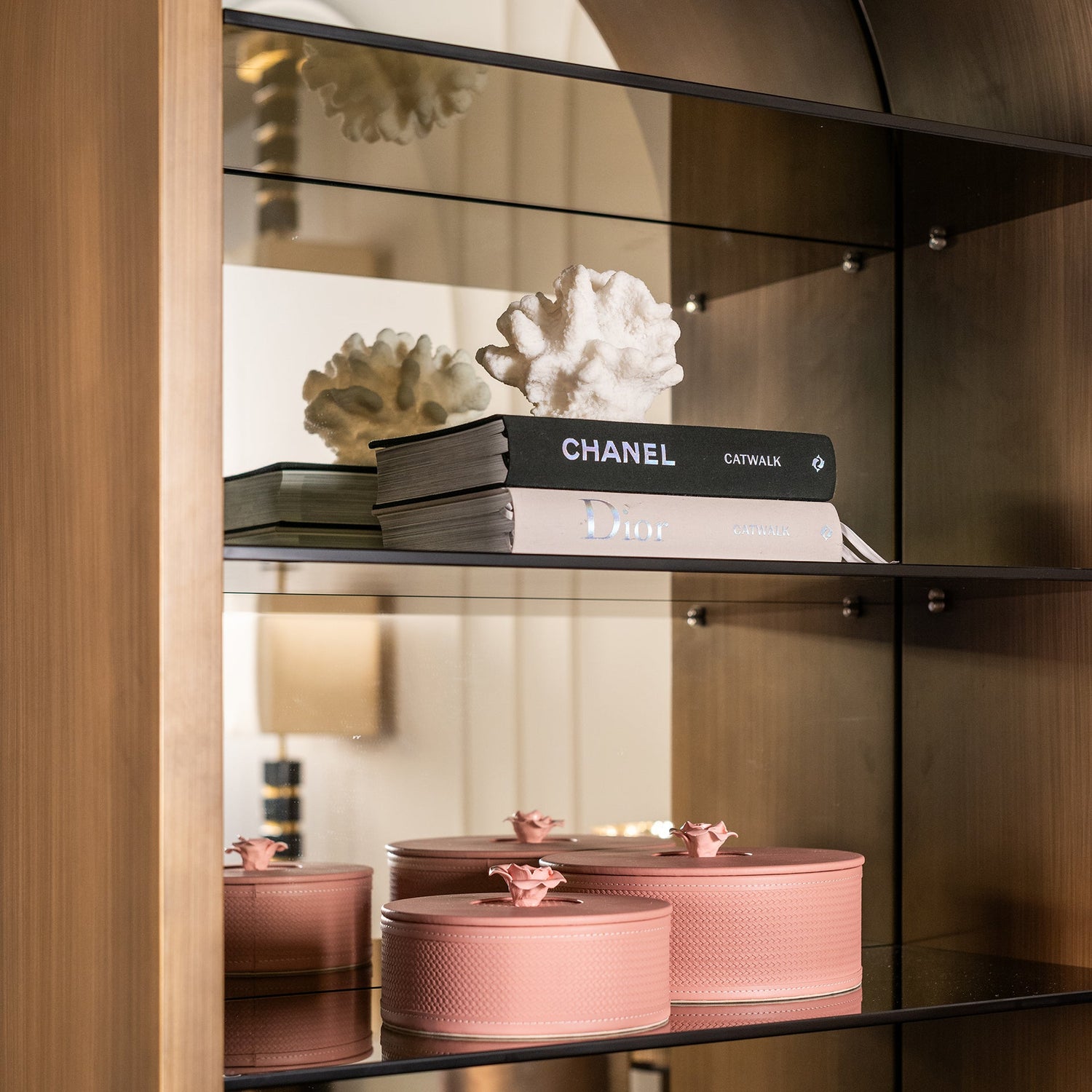 Richmond Interiors Wandschrank Bowic (Brushed Gold) Offenes Regal Richmond Interiors