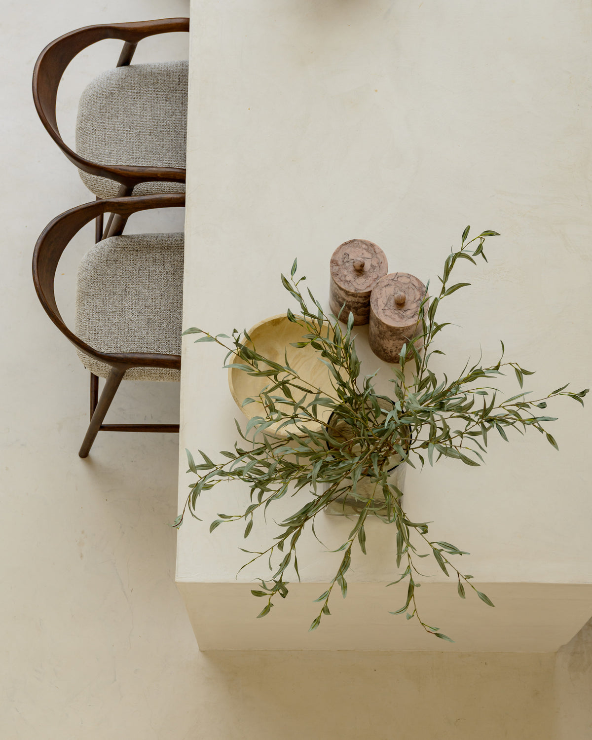 Richmond Interiors Thekenstuhl Mihara mocca fancy fire retardant Richmond Interiors