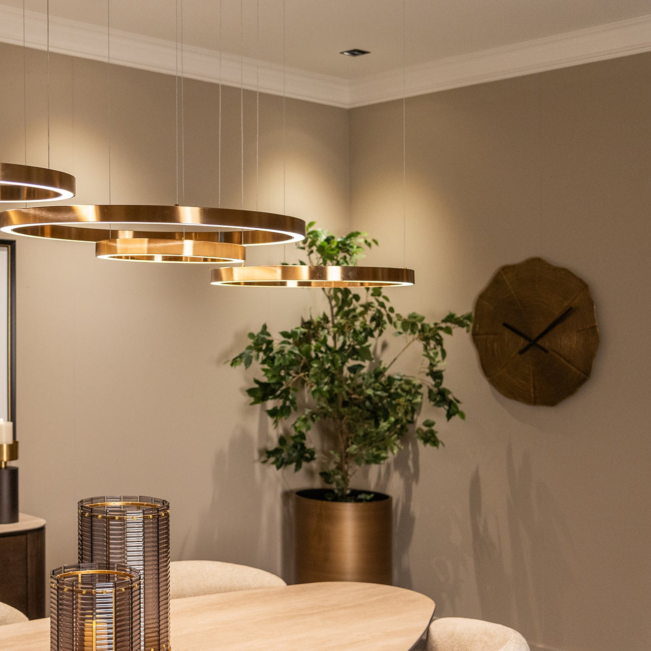 Richmond Interiors Pflanzgefäß Dira 50Ø (Brushed Gold) Pflanzenkübel Richmond Interiors