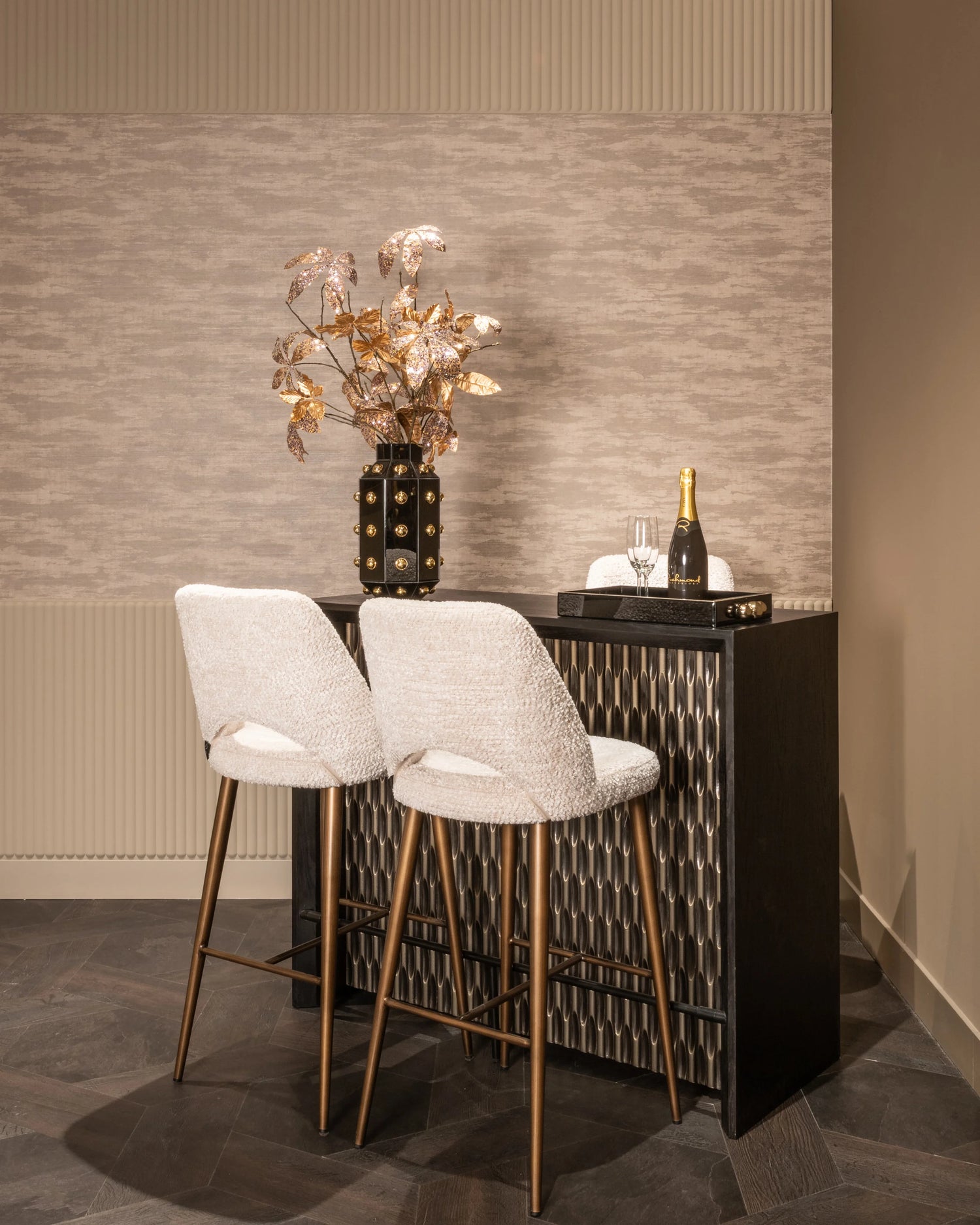 Richmond Interiors Tablett Liv black/gold Tablett Richmond Interiors