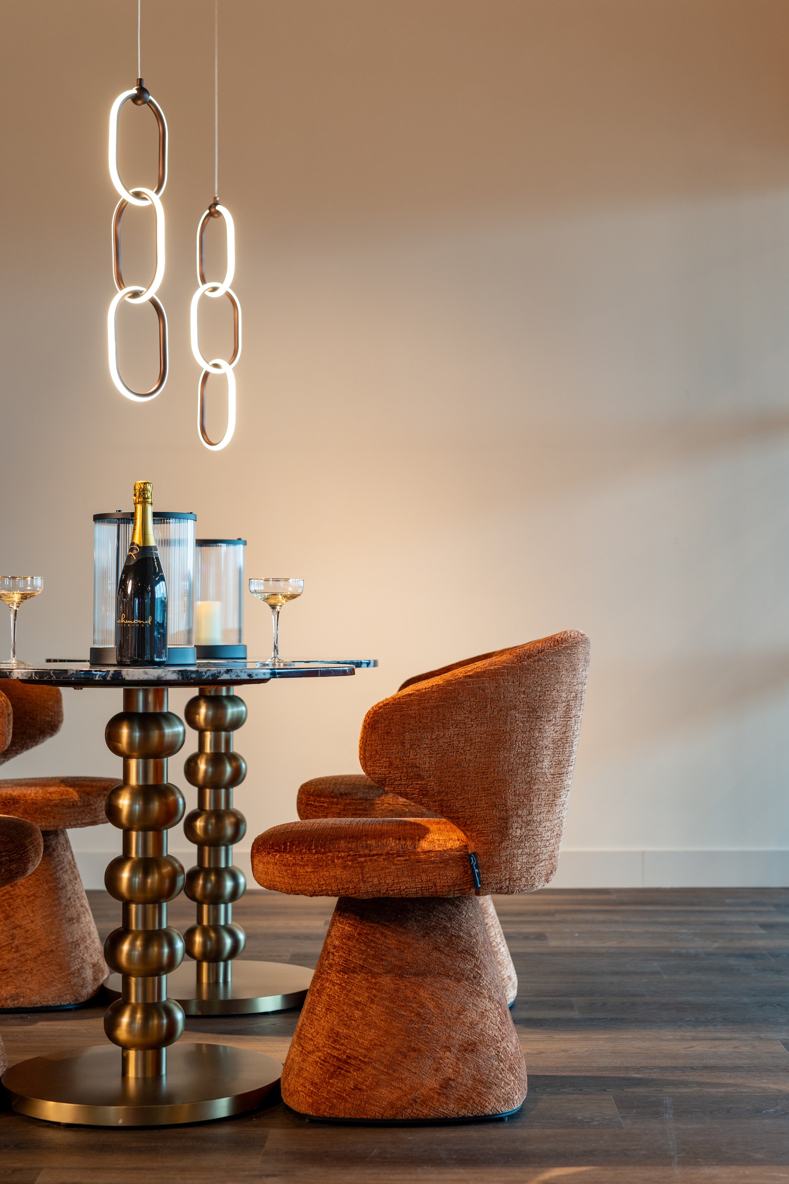 Richmond Interiors Bistro-Tisch Witlox black/gold 75Ø Bistro-Tisch Richmond Interiors