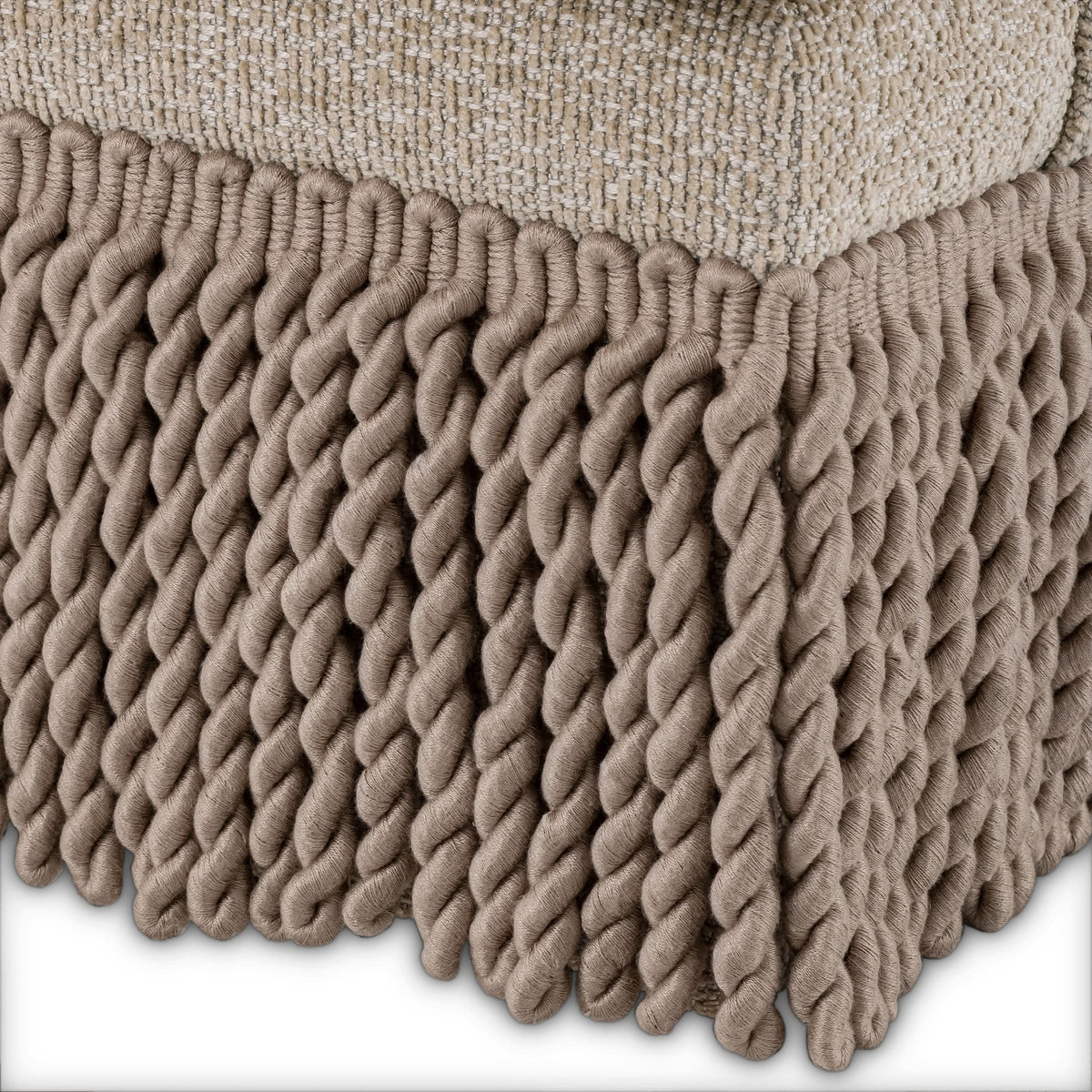 Eichholtz Sofa Madison – Palmer Beige | The Met x Eichholtz Sofa Eichholtz