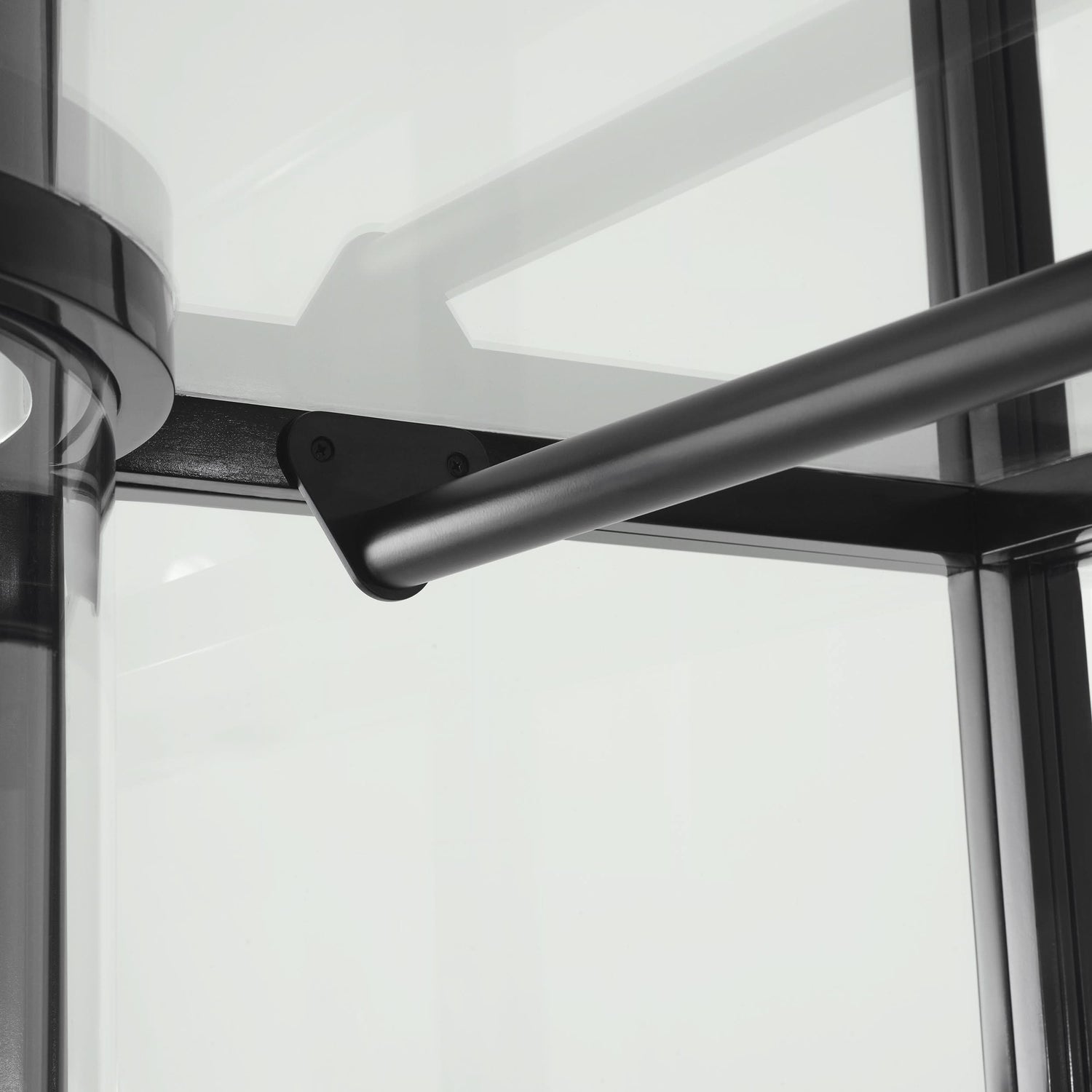 Eichholtz Vitrine Gala – Schwarz gewachst mit Klarglas Vitrinenschrank Eichholtz