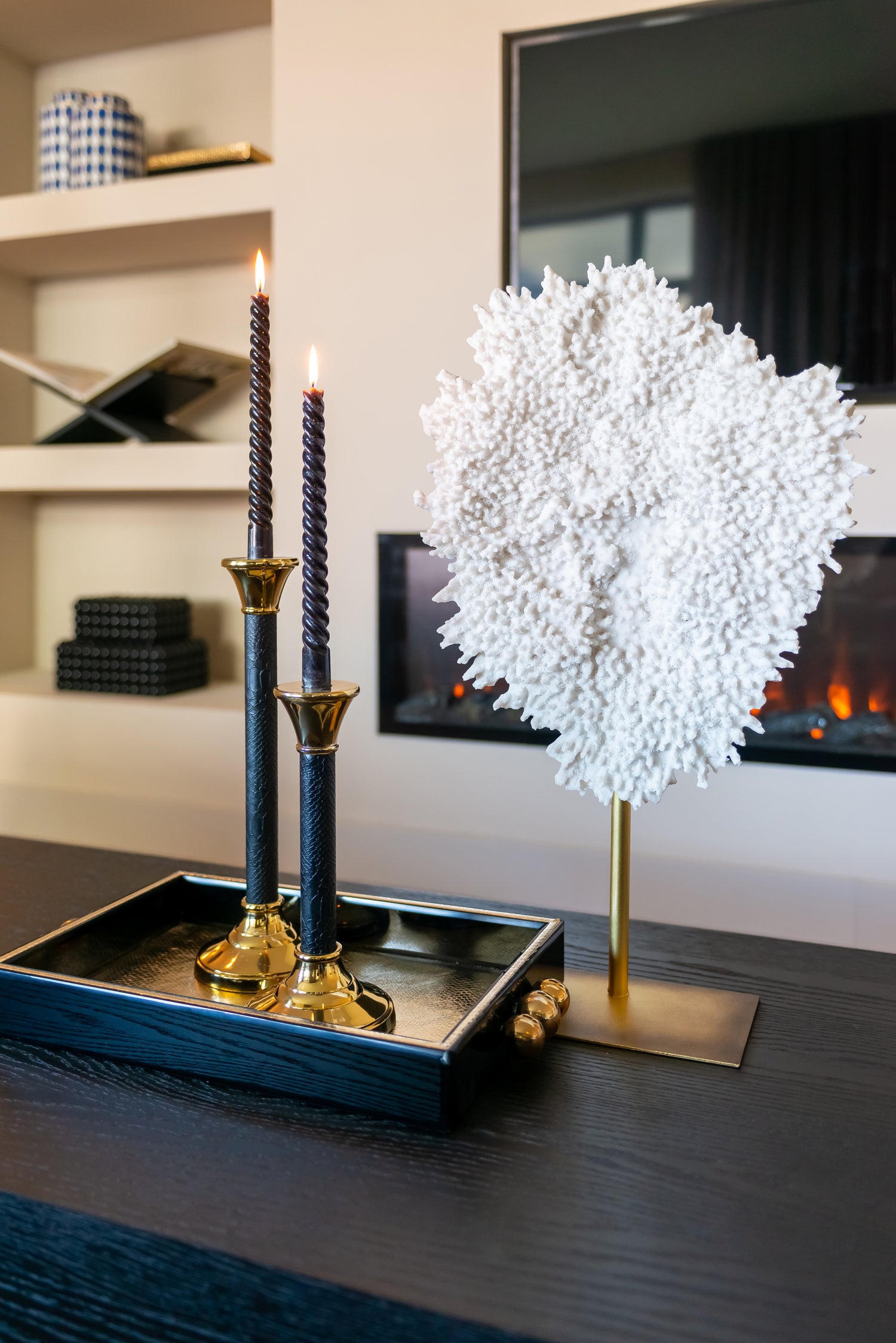 Richmond Interiors Tablett Liv black/gold