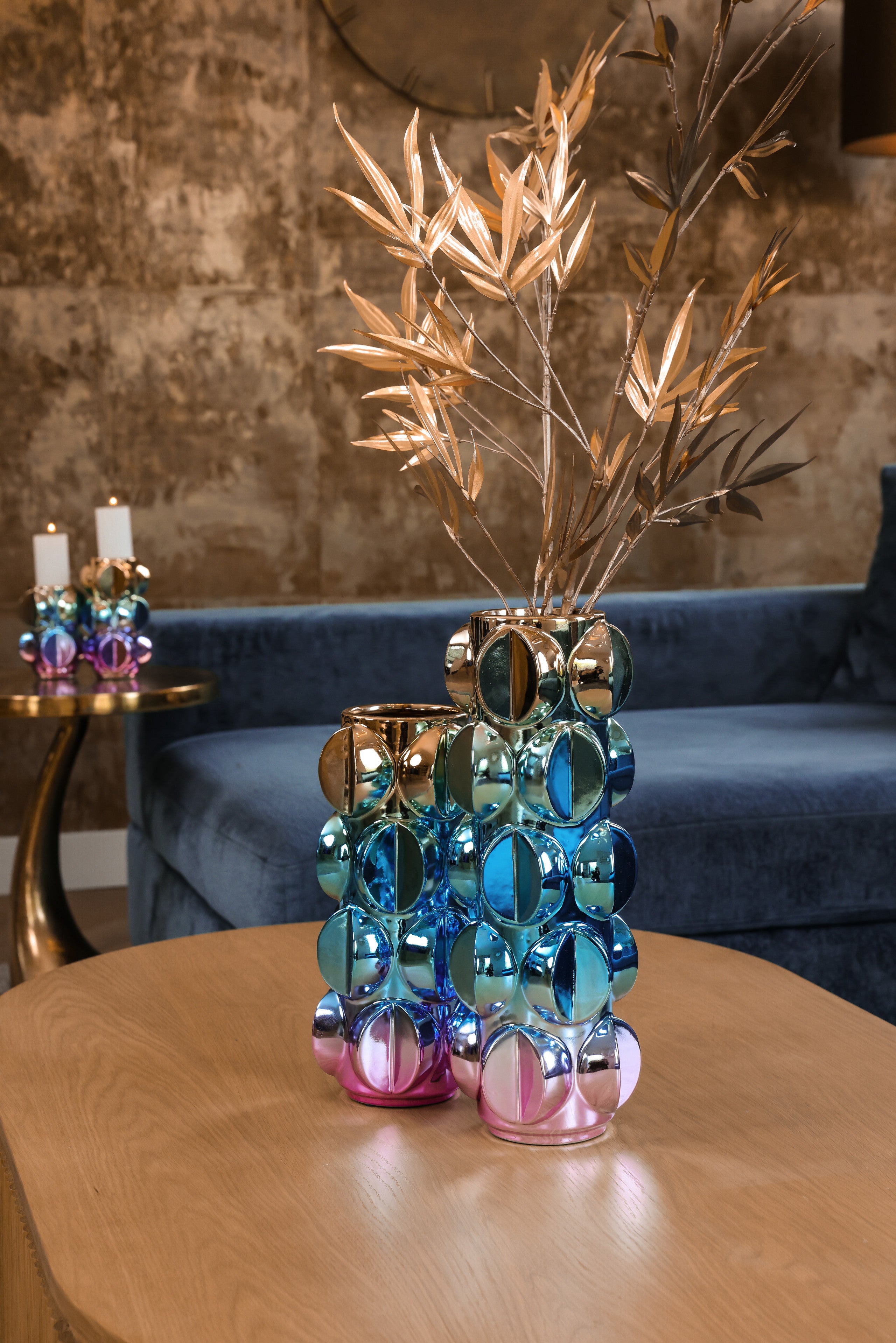 Richmond Interiors Beistelltisch Dolphin gold