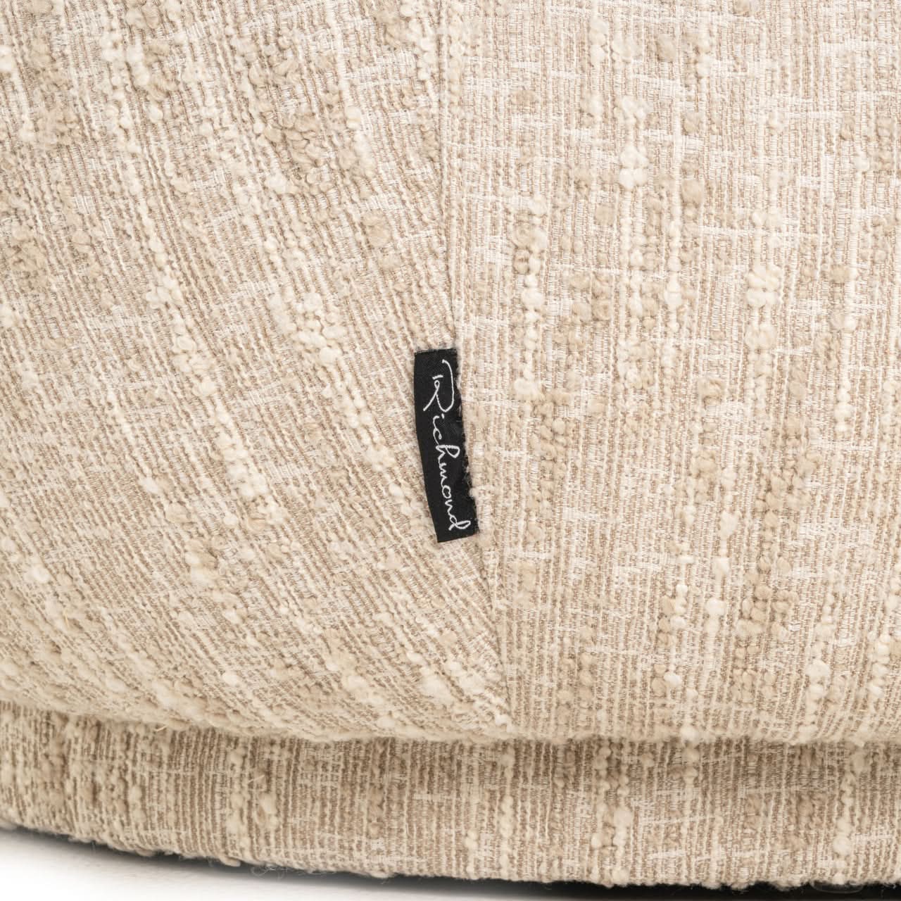 Richmond Interiors – Sessel Arlanda beige angora Polstersessel Richmond Interiors