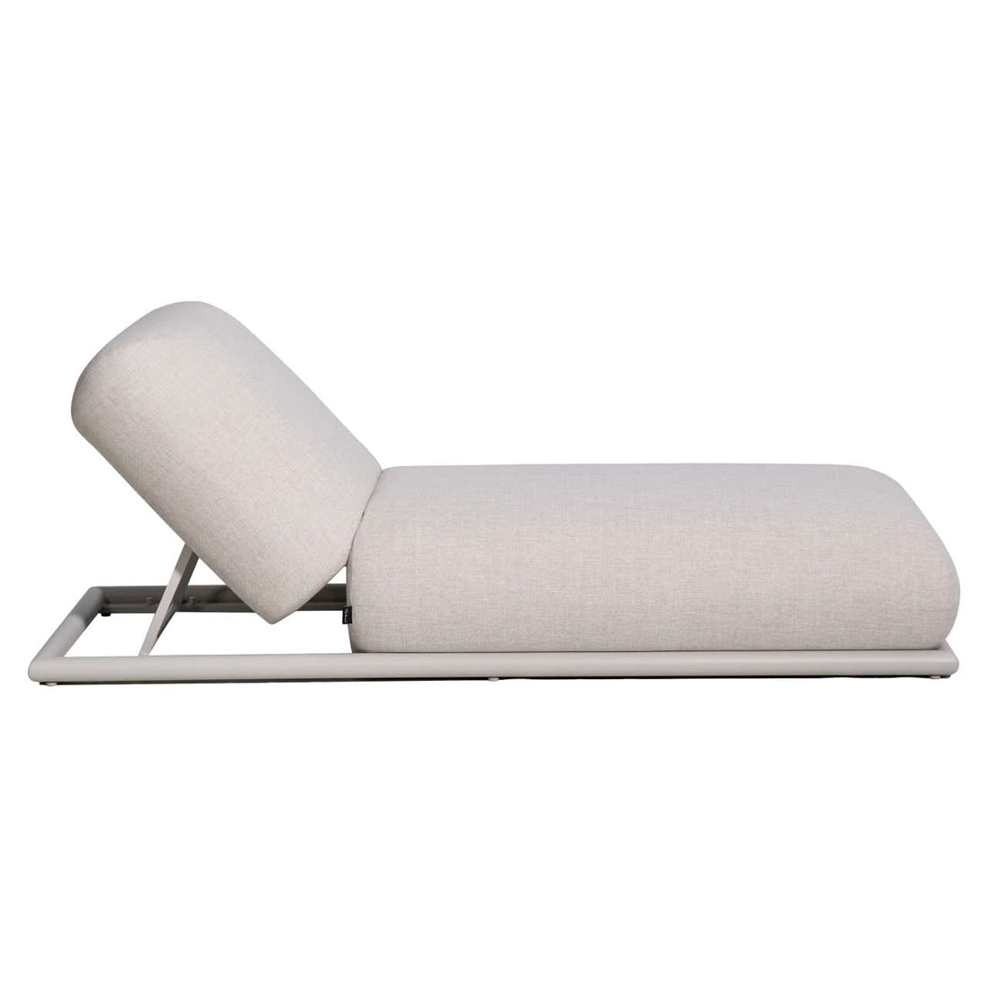 Richmond Interiors – Outdoor Daybed Sullivan beige alpine Outdoor Daybed Richmond Interiors