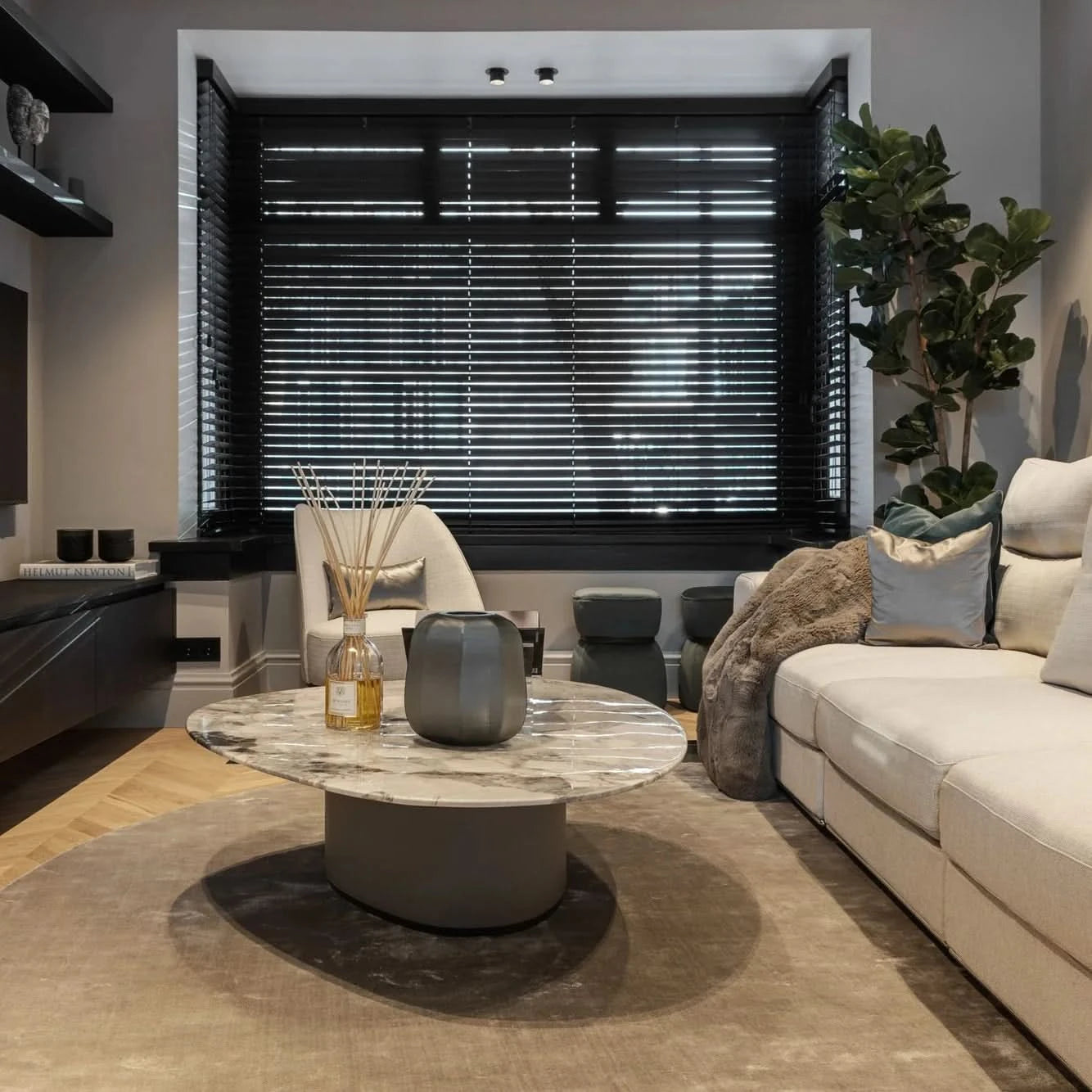 The Grand Couchtisch STEFANO Couchtisch asymmetrisch The Grand Collection